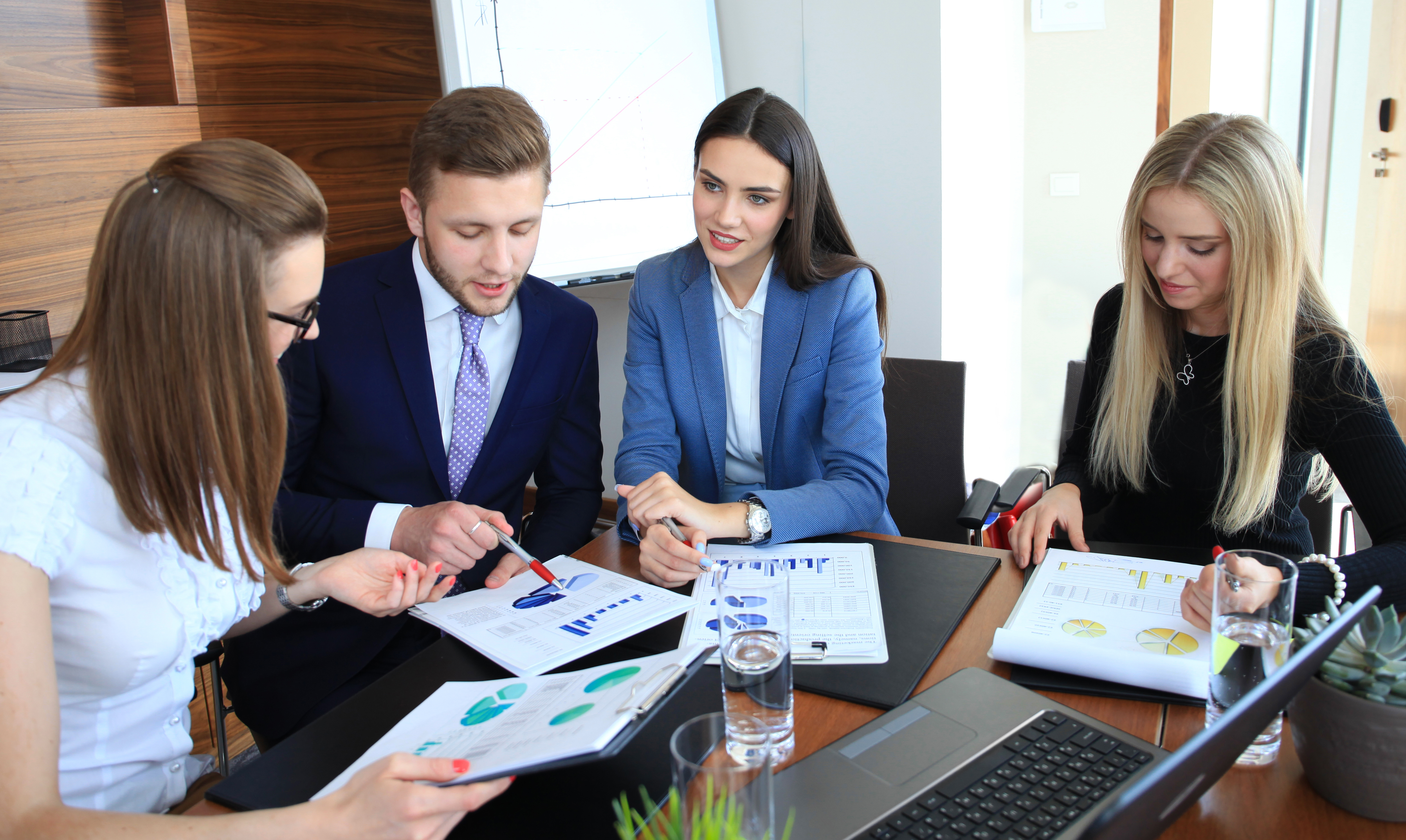 Setting Up a Real Estate Brokerage in Dubai: Legal & Licensing Guide